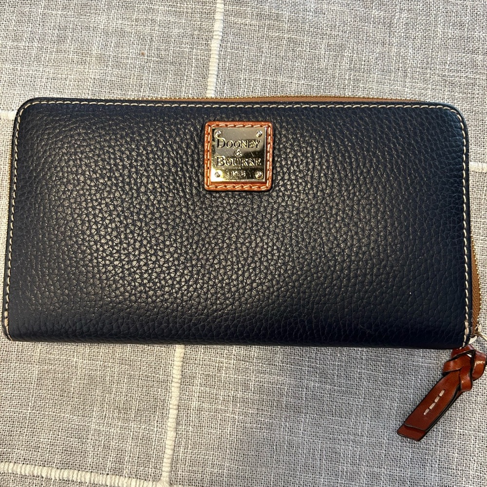 Dooney & Bourke Black Leather Wallet